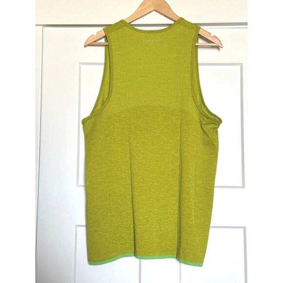 NWT Outdoor Voices Green Apple Seamless Pique Tank Top Mens Size L - Picture 4 of 8